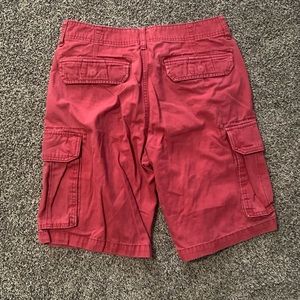 Men’s shorts read
